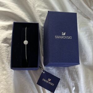 Brand New in Box! Beautiful Swarovski Bracelet